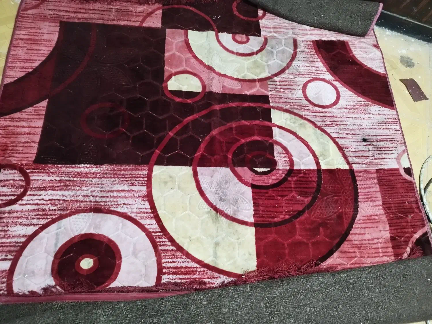 دو عدد گلیم فرش و بکعدد گلیم راهرویی|گلیم، جاجیم، گبه|امیدیه, |دیوار