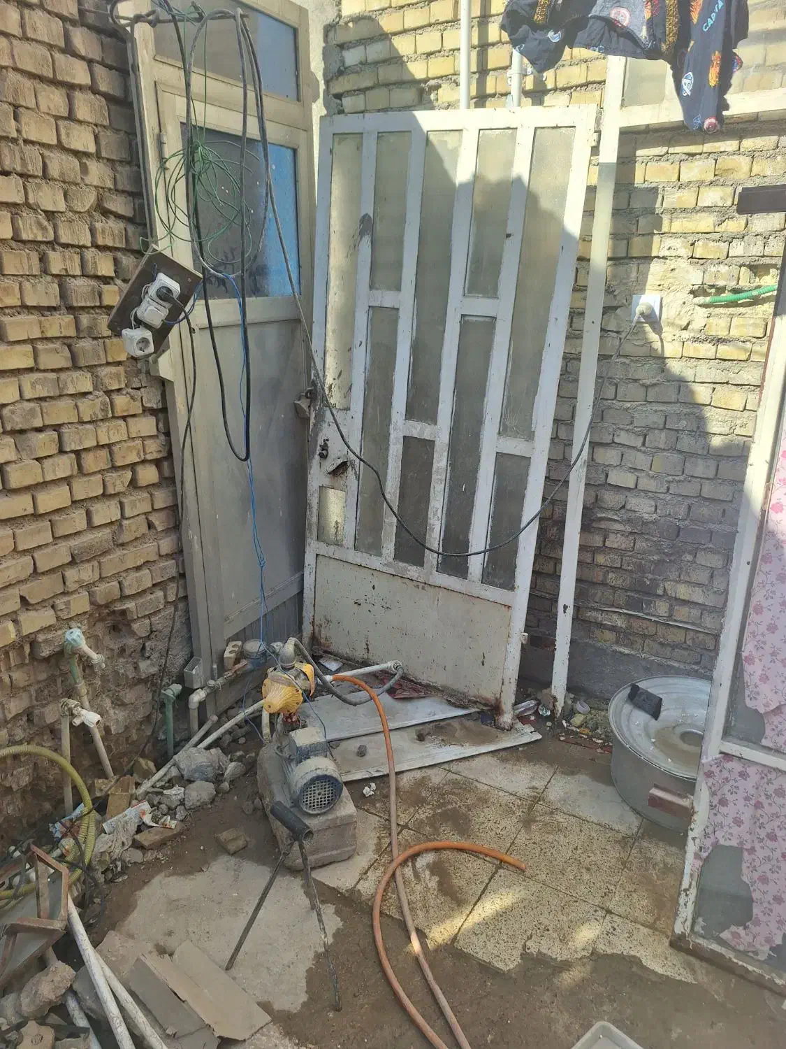 دروپنجره ودرب حیاط اهنی|مصالح و تجهیزات ساختمان|کارون, |دیوار