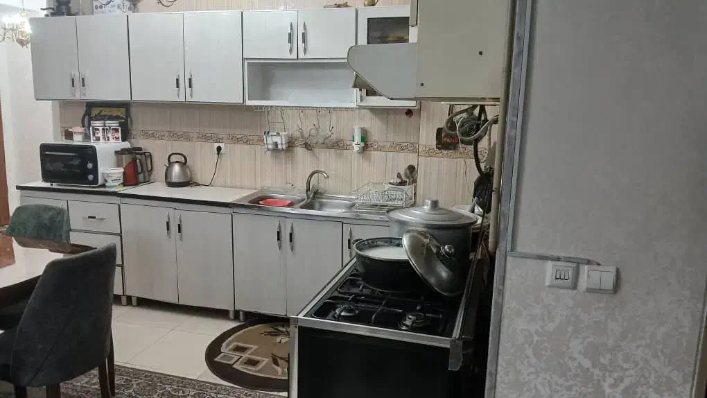 دو اتاق خواب حال و پذیرایی و آشپزخونه|فروش آپارتمان|محمدشهر, عباس آباد|دیوار