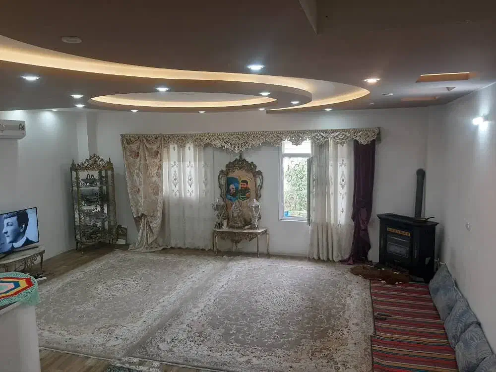 ویلایی قشنگ میخای|فروش خانه و ویلا|آزادشهر, |دیوار