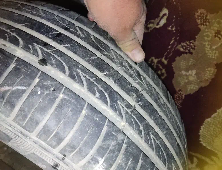 لاستیک موتور با لاستیک405قاباغ صفر|قطعات یدکی و لوازم جانبی|سنندج, |دیوار