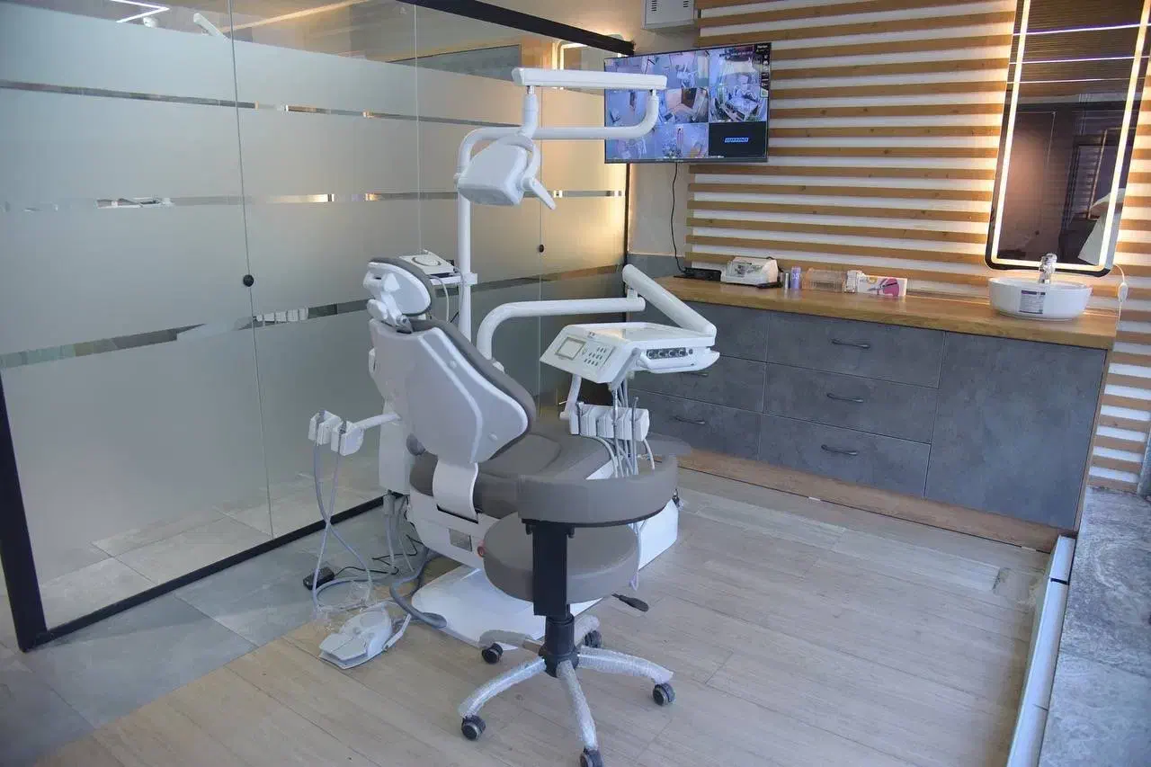 تخفیف به مناسبت افتتاحیه کلینیک دندانپزشکی گلسار|خدمات آرایشگری و زیبایی|رشت, بلوار گیلان|دیوار