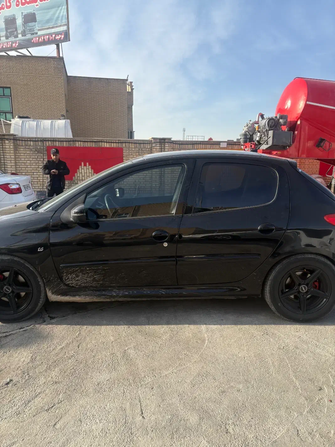 مدل ۴۰۲|خودرو سواری و وانت|اسلام‌شهر, شاطره|دیوار