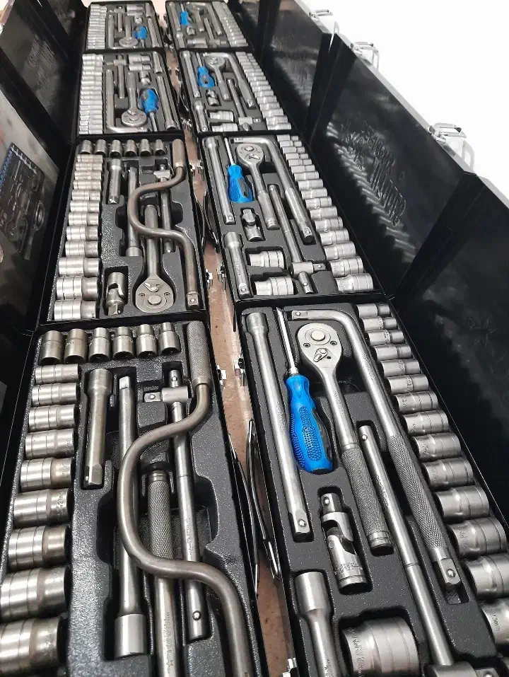 جعبه بکس کلاغی پمپ باد آچار  انبرقفلی جک|ابزارآلات|مشهد, شهید قربانی|دیوار