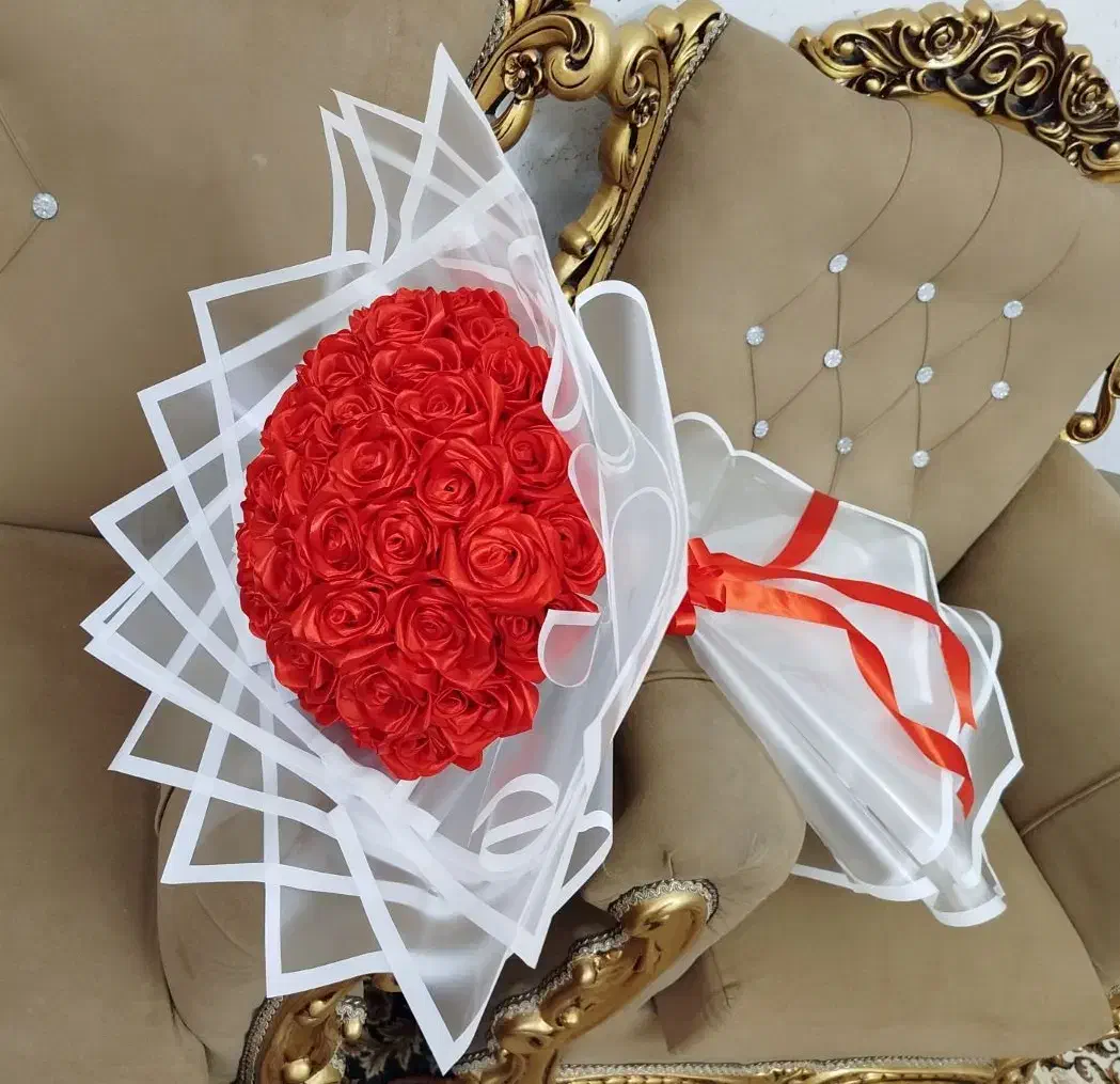 گل ولنتاین|گل مصنوعی|سنندج, |دیوار