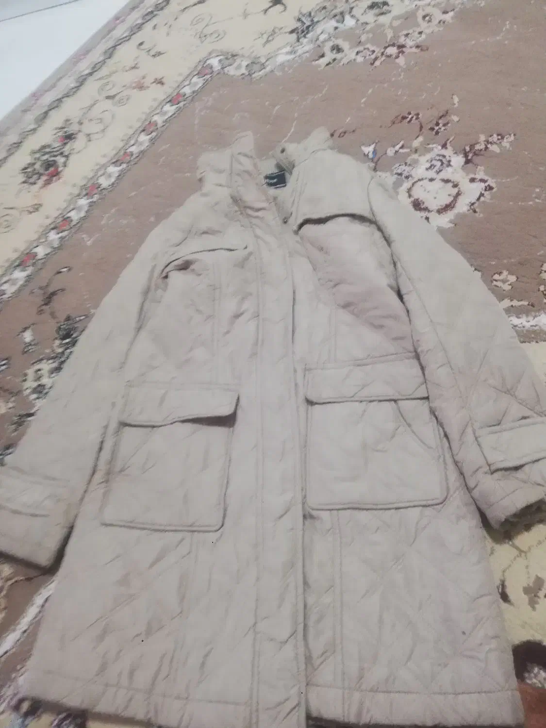 چکمه و کاپشن|لباس|شیراز, آزادگان|دیوار