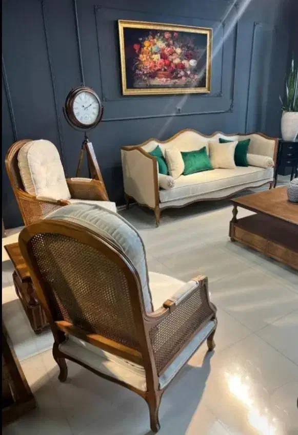 مبلمان کلاسیک و راحتی|مبلمان خانگی و میز عسلی|سبزوار, ابارش|دیوار