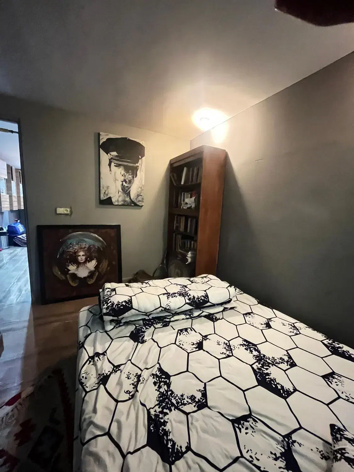 ۷۰ متر مبله دروس محسنیان /نزدیک دانشگاه/قابل تبدیل