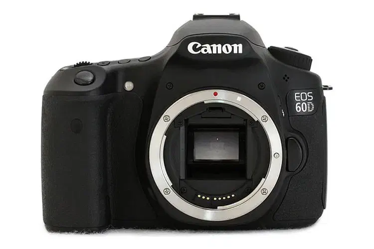 دوربین Canon 60D + کیف و لنز 17-85mm + باطری‌اضافه|دوربین عکاسی و فیلم‌برداری|رباط‌کریم, شهرک صنعتی نصیرآباد|دیوار