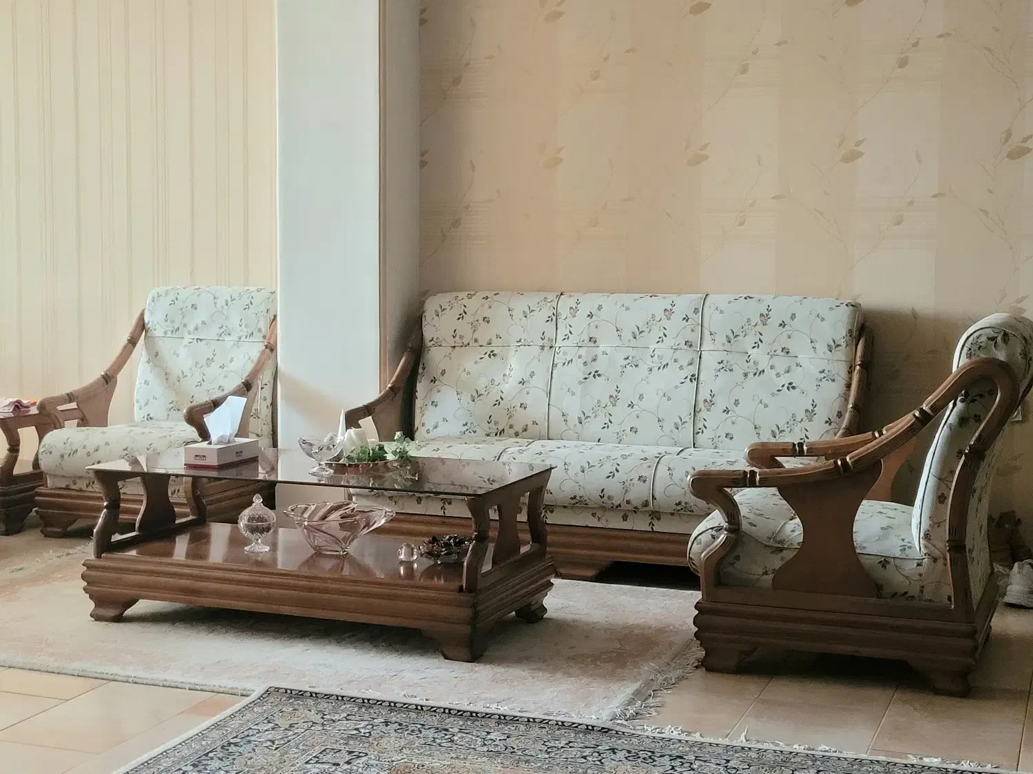 فروش مبلمان ۷ نفره|مبلمان خانگی و میز عسلی|تهران, شهرک آزمایش|دیوار