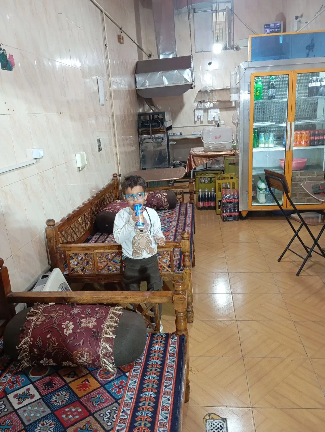 فروش کلیه وسایل کبابی همراه با مکان اجاره ای|کافی‌شاپ و رستوران|نی‌ریز, |دیوار