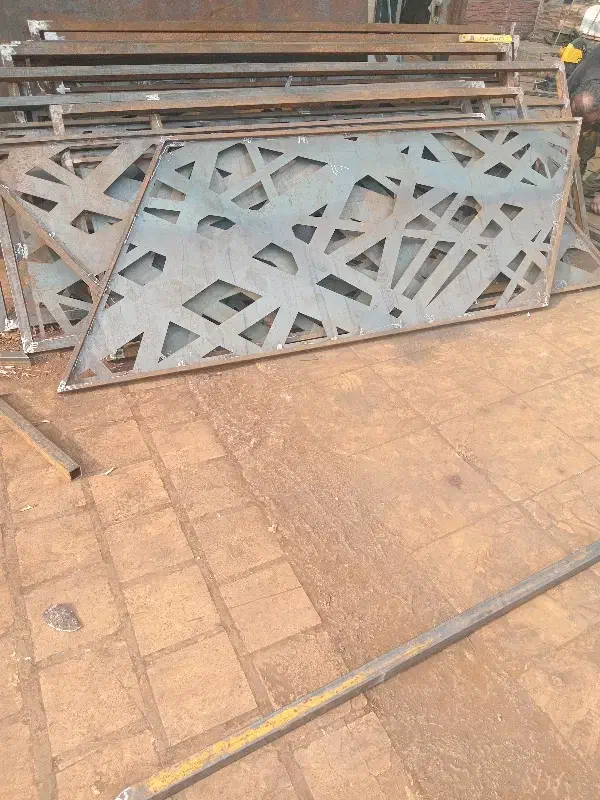 جوشکار پله نرده سربندی درب پنجره|خدمات پیشه و مهارت|صومعهسرا, |دیوار