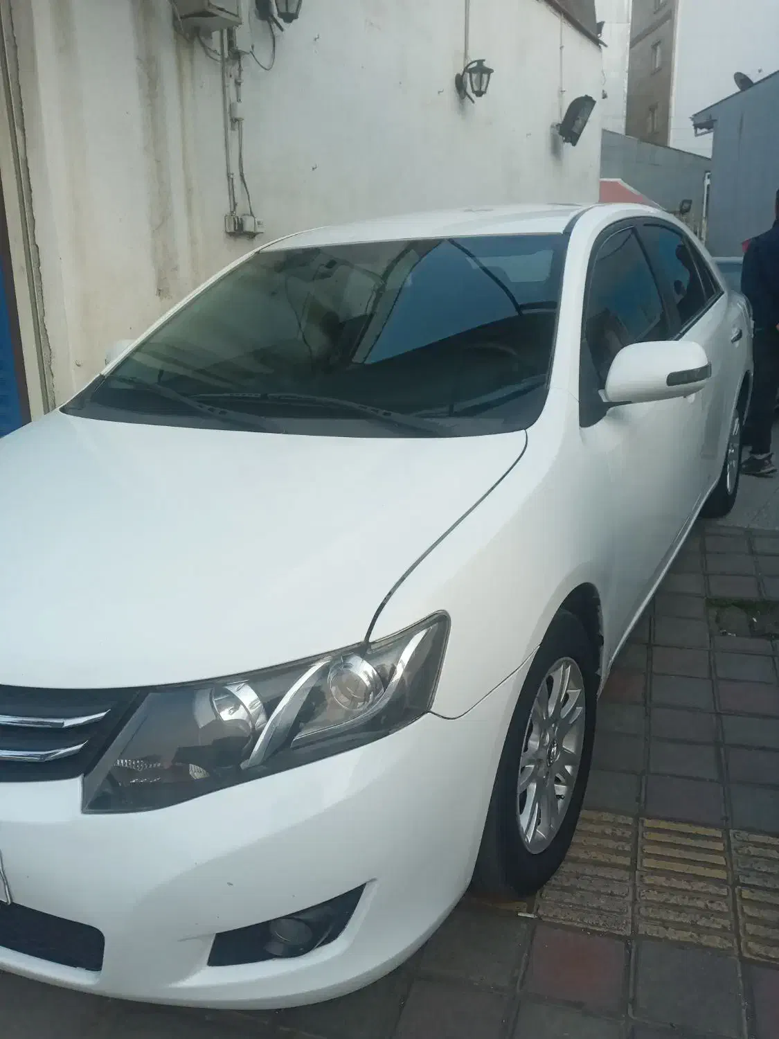 آریو اتومات مدل ۹۶|خودرو سواری و وانت|رشت, یخسازی|دیوار