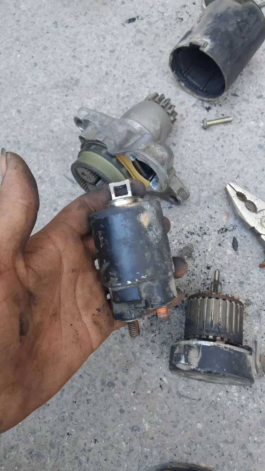 برق خودرو و مکانیک باطری سازی سیاربصورت شبانه روزی|خدمات موتور و ماشین|بندرعباس, |دیوار