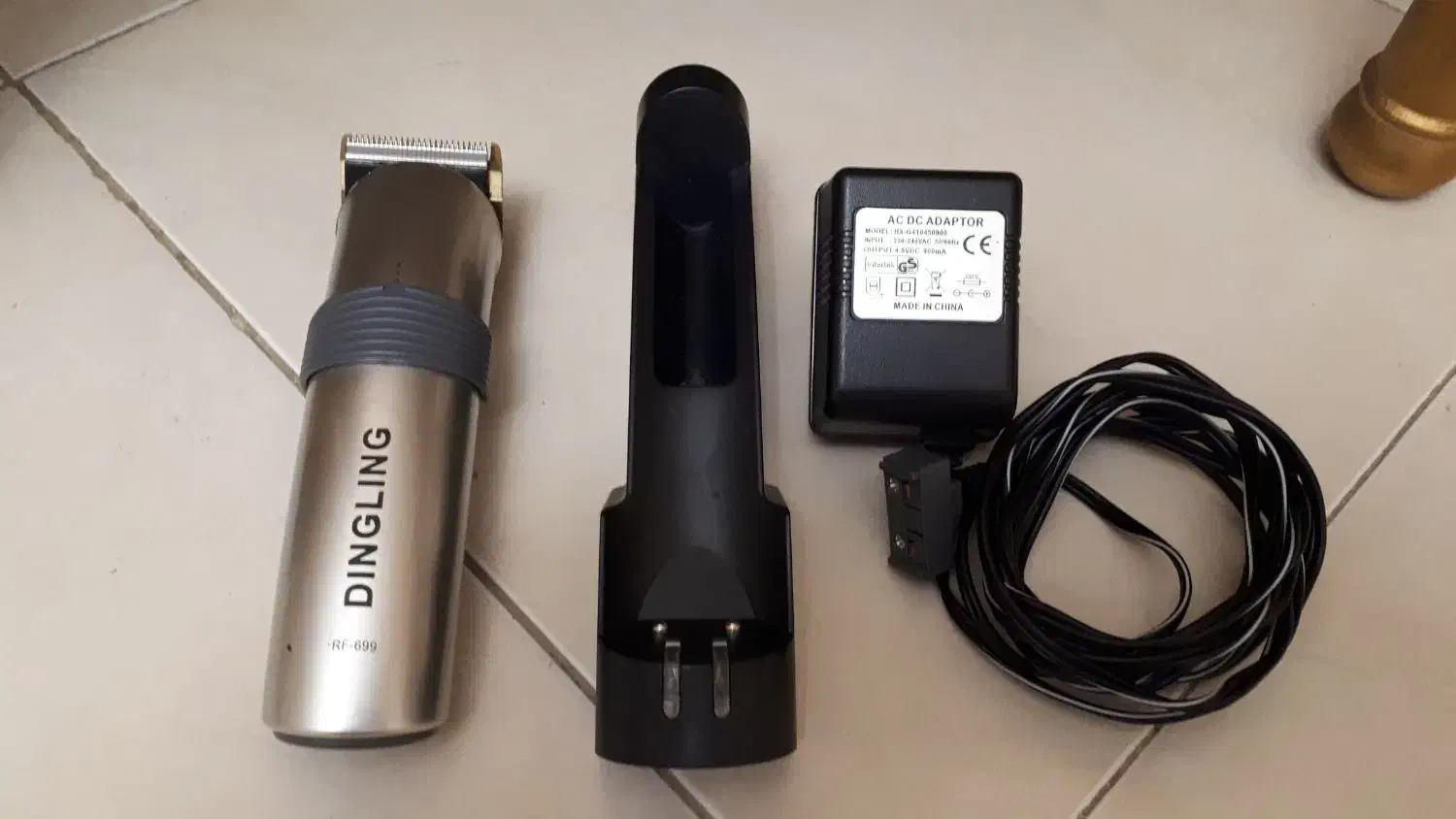 دو دستگاه ریش تراش برند|آرایشی، بهداشتی، درمانی|رشت, منظریه|دیوار