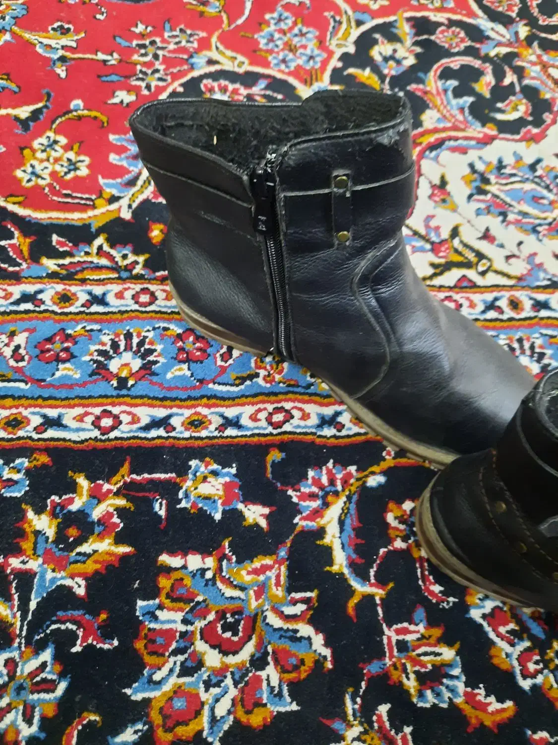 کفش پوتین|کیف، کفش، کمربند|الوند, |دیوار