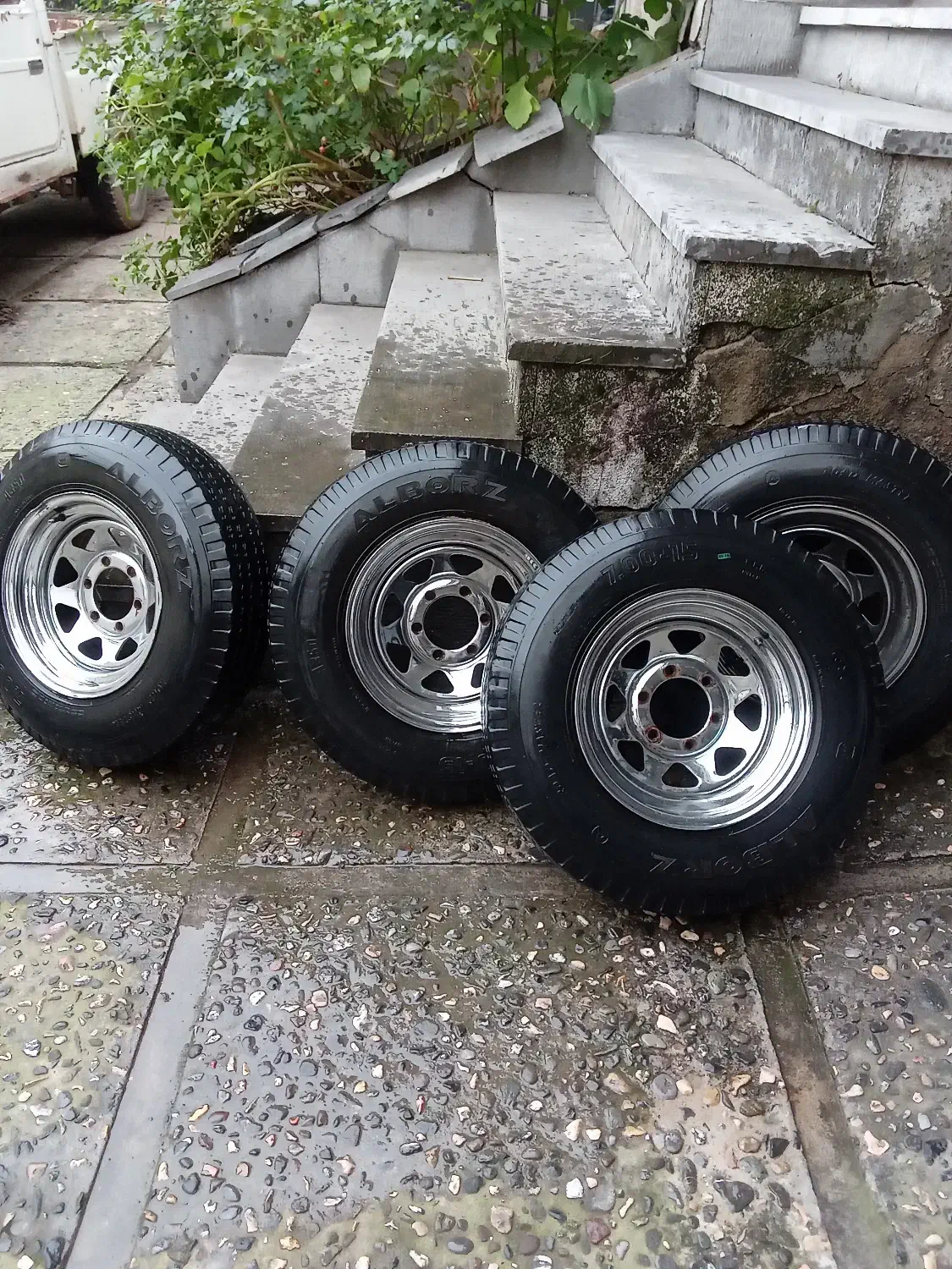 رینگ و لاستیک پاترولی در حد نو|قطعات یدکی و لوازم جانبی|گرگان, |دیوار