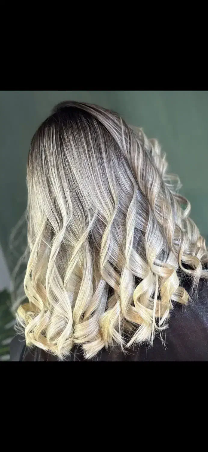 رنگ مو میکاپ شنیون|خدمات آرایشگری و زیبایی|تربتحیدریه, شهرک ولیعصر|دیوار