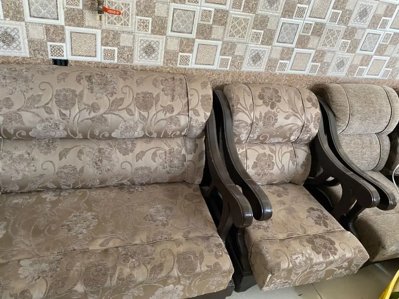 مبل چوب گردو|مبلمان خانگی و میز عسلی|کیار, |دیوار