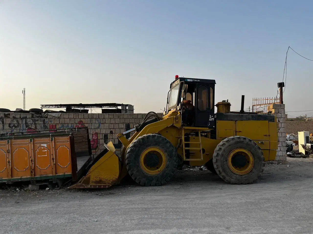 لودر هپکو 65 بزرگ|خودرو سنگین|بهبهان, |دیوار