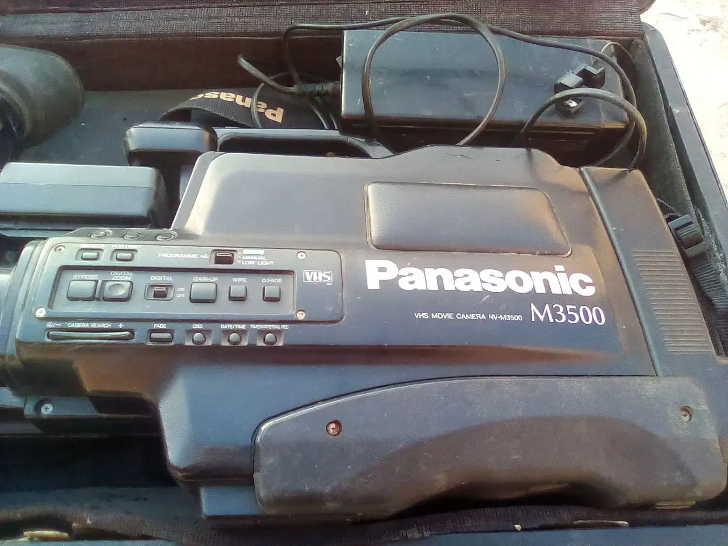 دوربین فیلمبرداری قدیمی|دوربین عکاسی و فیلمبرداری|مسجد سلیمان, |دیوار