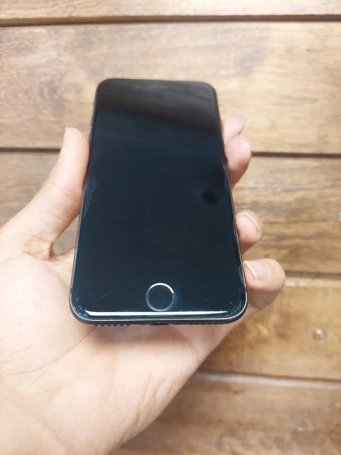 اپل iPhone 8 با حافظهٔ ۶۴ گیگابایت|موبایل|تهران, اکباتان|دیوار
