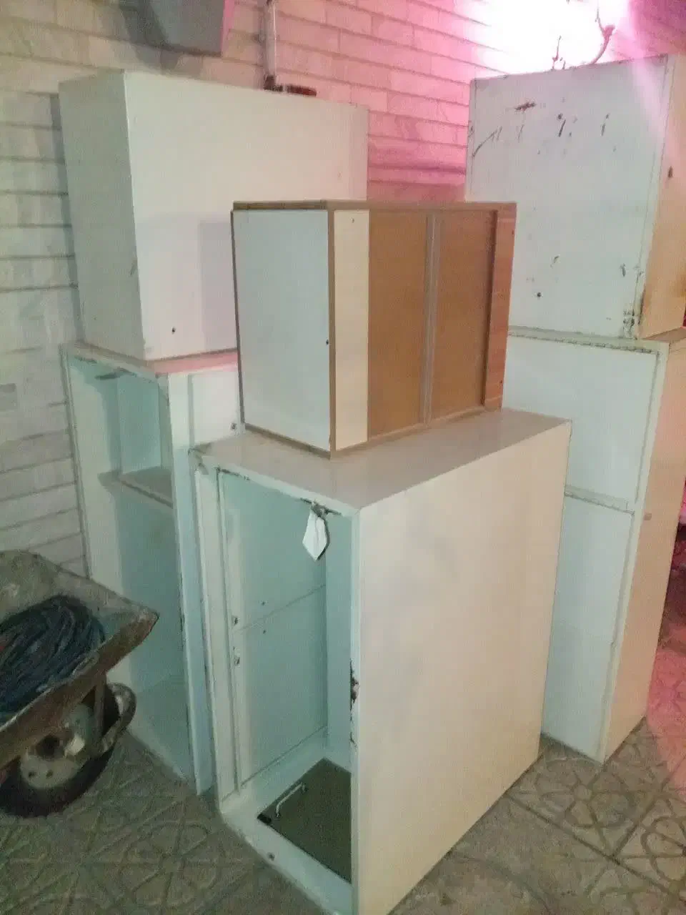 کابینت زمینی دیواری فلزی آهنی آبچکان و هود|آب‌چکان و نظم‌دهنده ظروف|تبریز, |دیوار