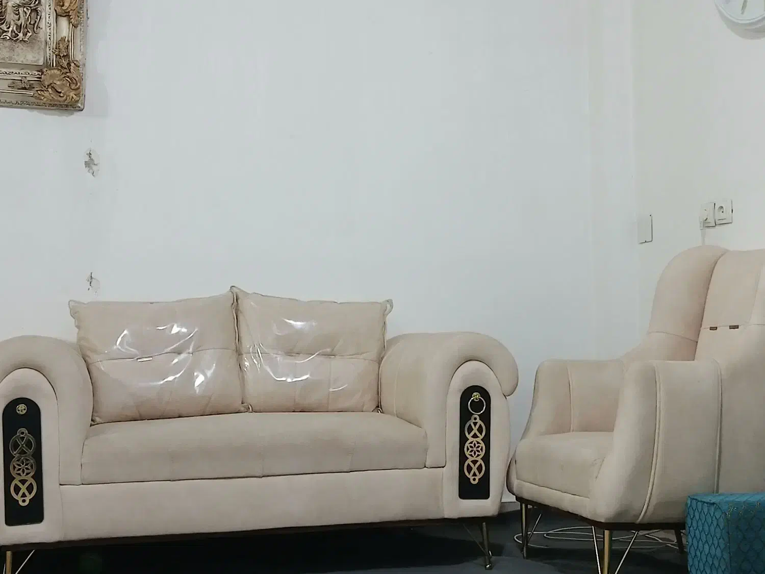 مبل ۷نفره تمیز و بدون خرابی|مبلمان خانگی و میز عسلی|بندر امام خمینی, |دیوار