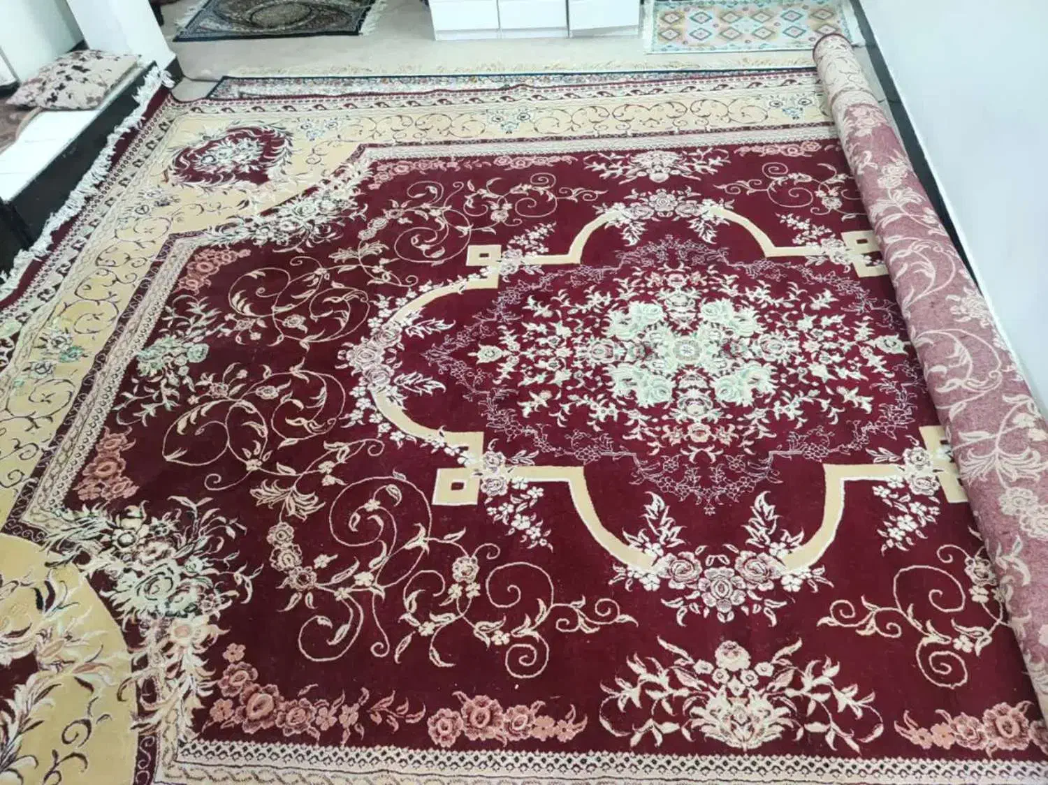 دو عدد فرش ۱۲متری ۵۰۰شانه هم شکل|فرش|اهواز, کمپلو شمالی|دیوار