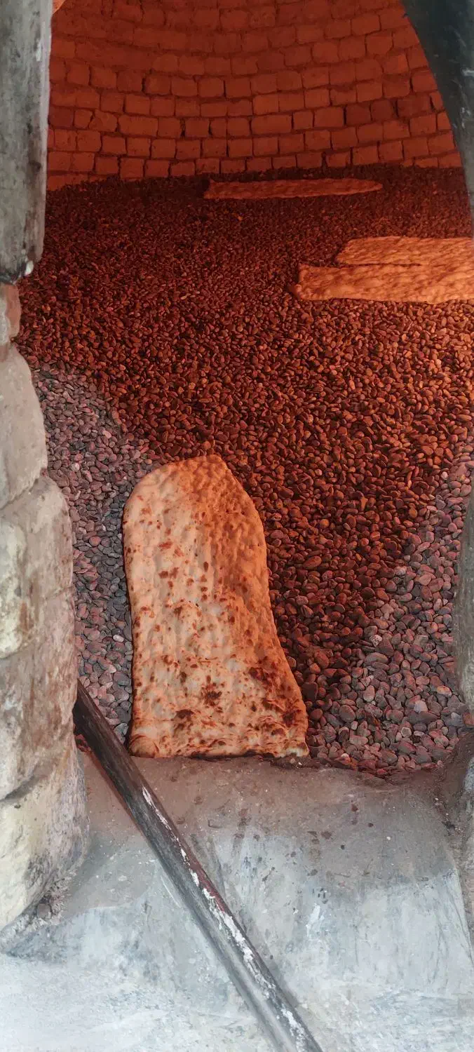 یک باب نونوایی باجواز وتجهیزات فروخته میشود|فروشگاه و مغازه|الیگودرز, |دیوار