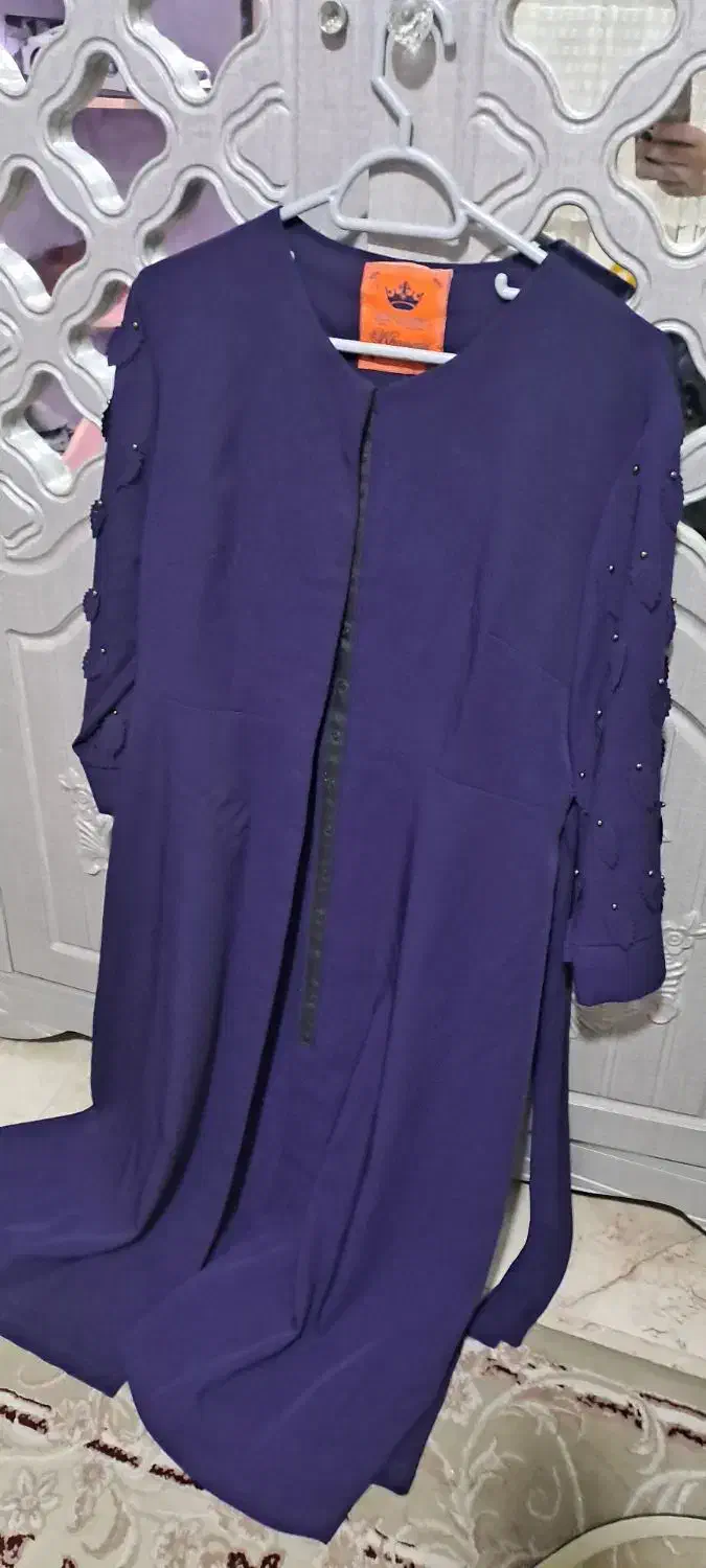 مانتو|لباس|کرج, برغان|دیوار