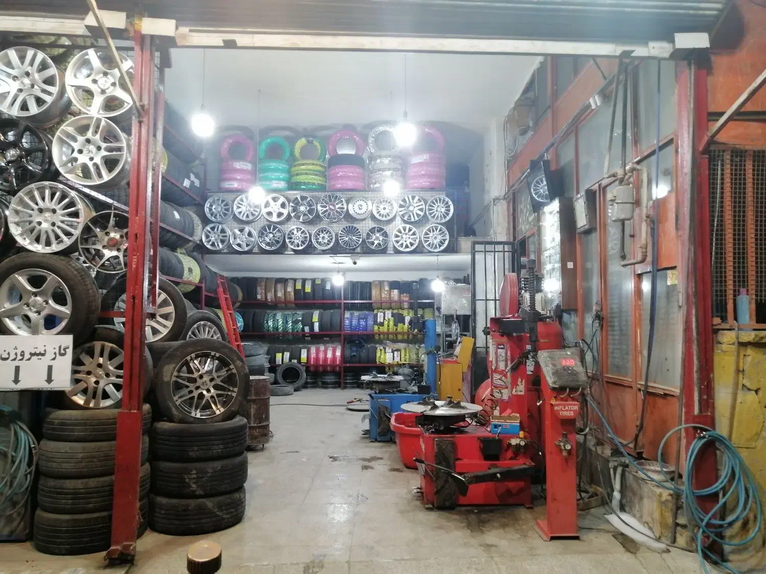 کارگر ساده پنچرگیری|استخدام صنعتی، فنی، مهندسی|کرمانشاه, |دیوار