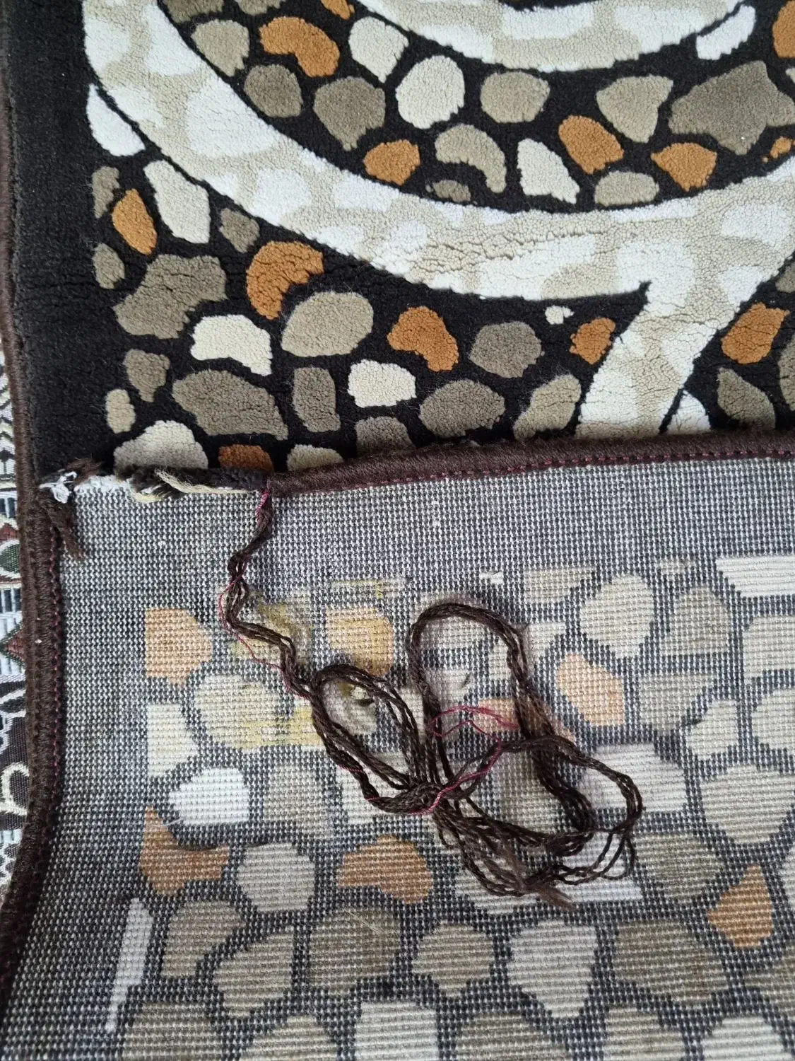 قالیچه ی سنگی|فرش|قم, پردیسان|دیوار