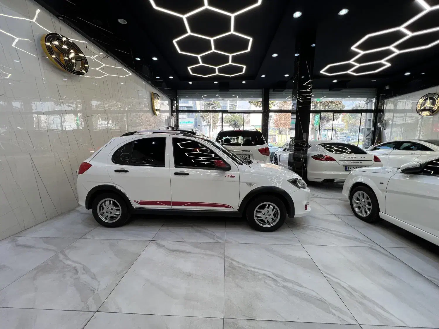 کوییک R مدل 1401 تمیز درجه یک|خودرو سواری و وانت|کرج, عظیمیه|دیوار