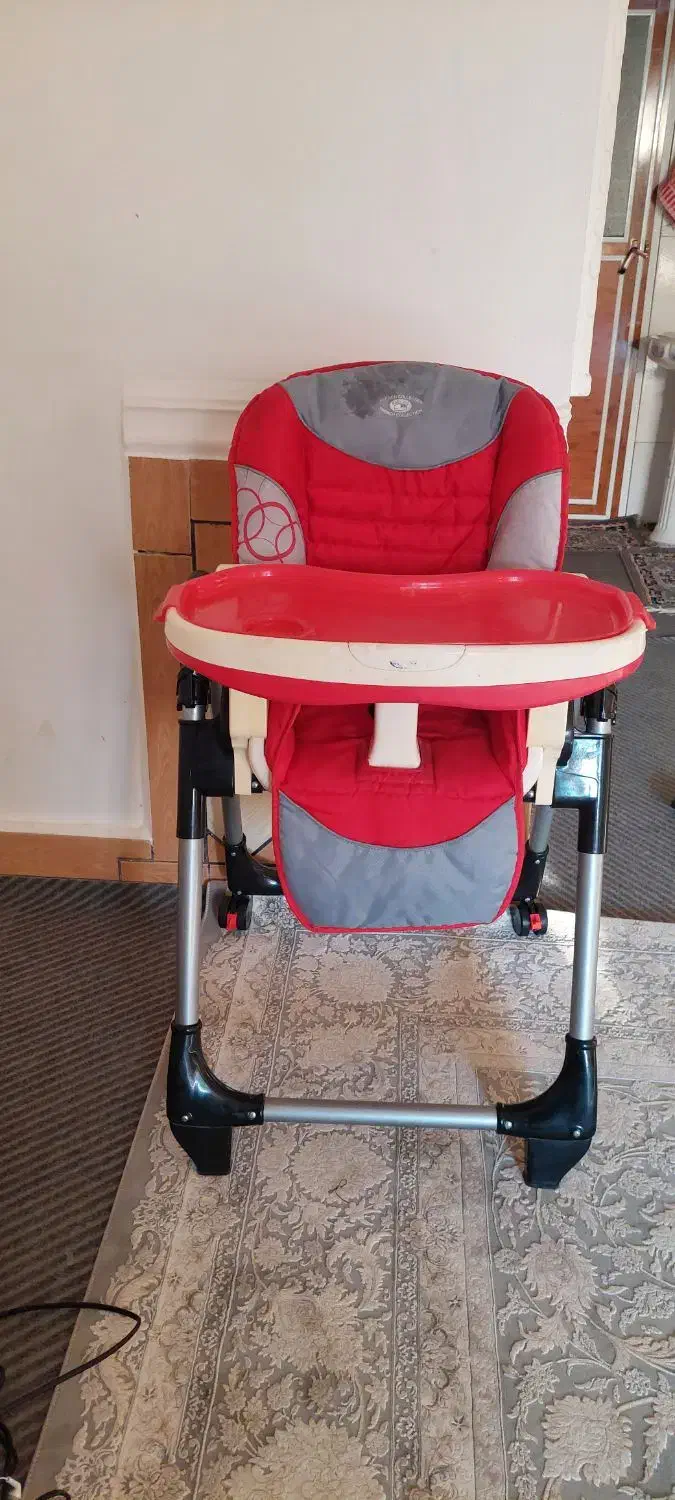 صندلی غذا|میز و صندلی غذاخوری|کوهمره, |دیوار