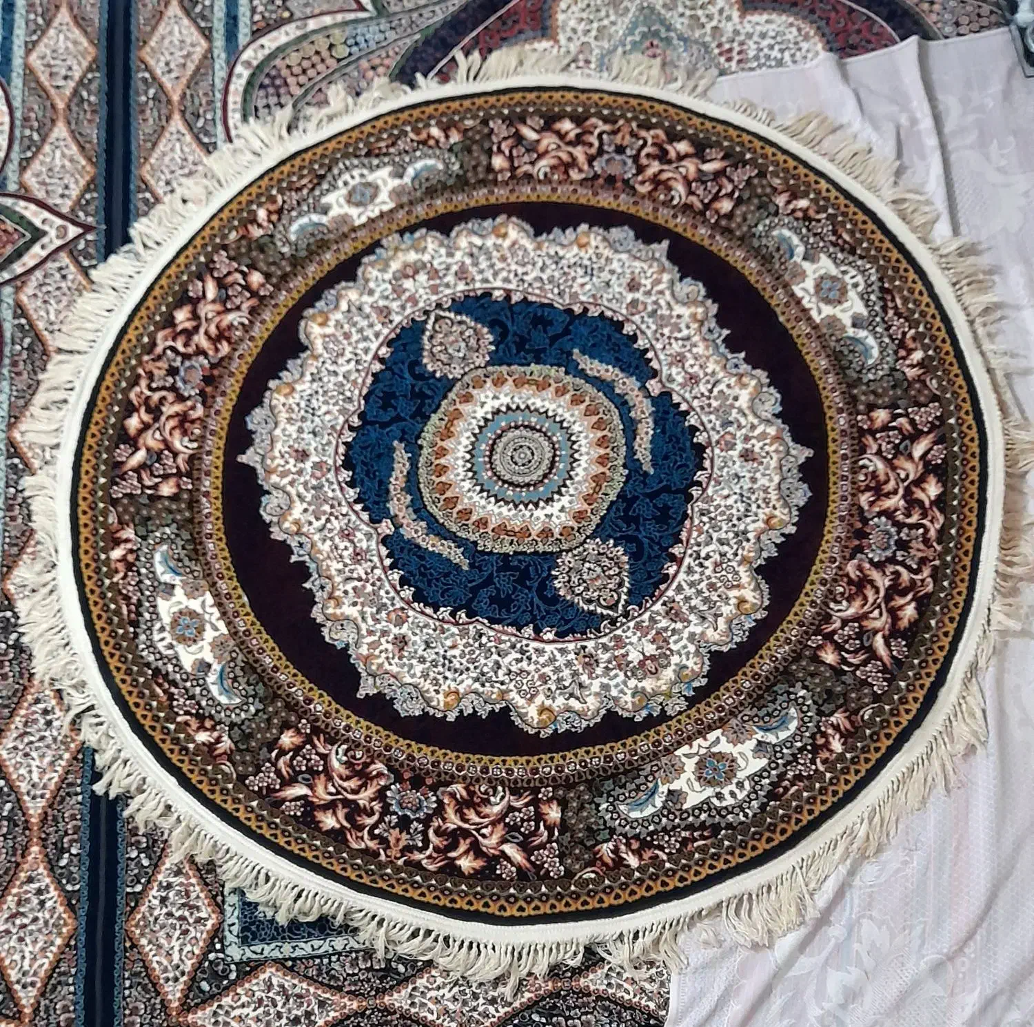 قلیچه گرد.فرش آشپزخانه|فرش|قدس, شهرقدس|دیوار