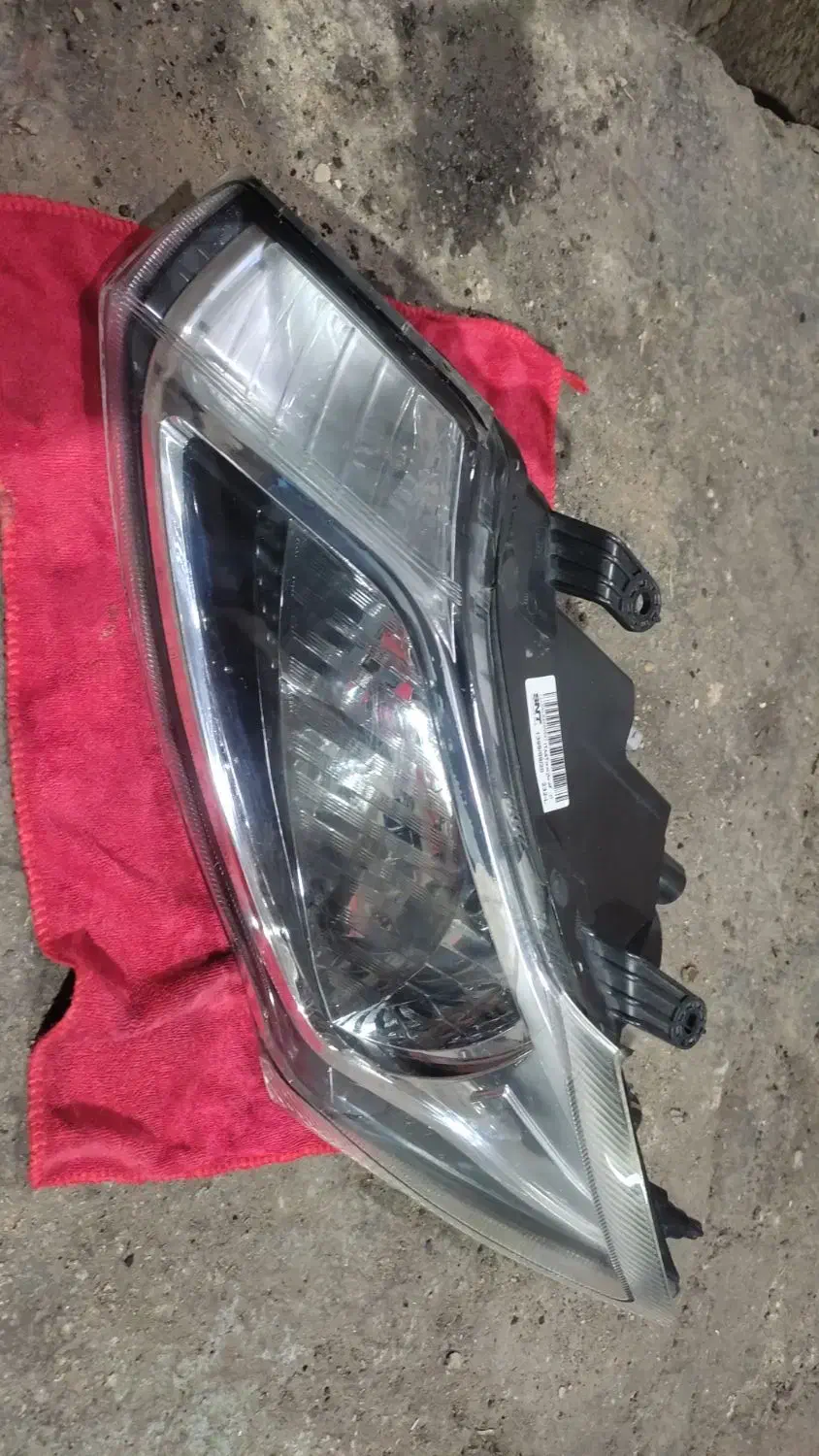 چراغ جلو کوییک ساینا سالم|قطعات یدکی و لوازم جانبی|سمنان, |دیوار