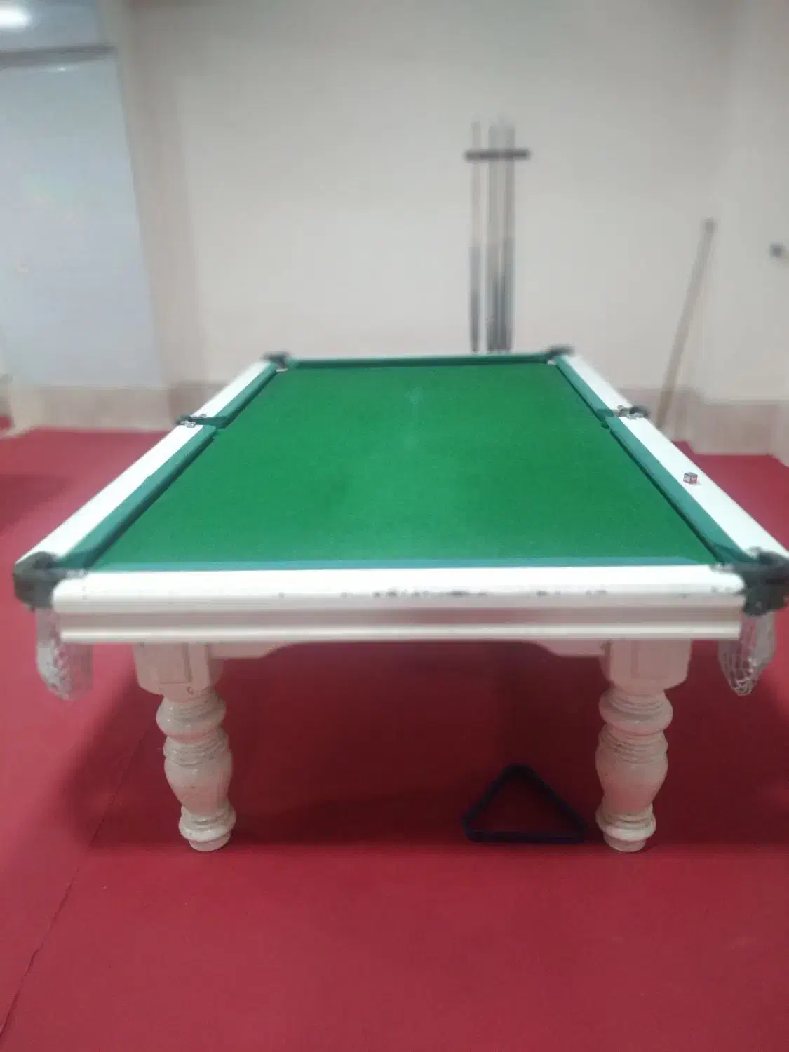 فروش فوری میز بیلیارد ایت و اسنوکر|ورزش‌های توپی|ساری, |دیوار