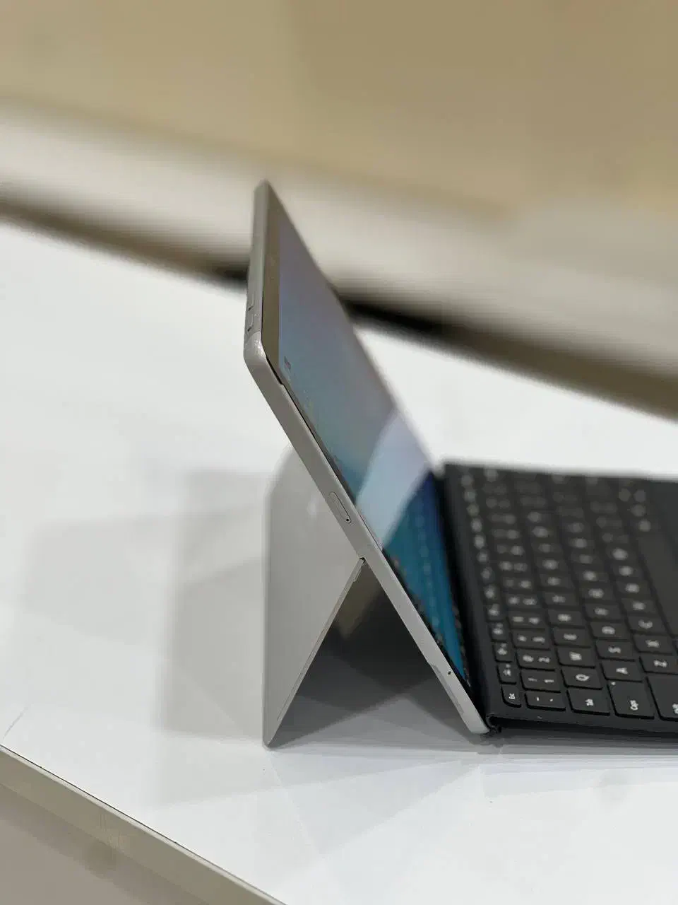 Surface Go2 سبک، سیم‌کارتی، رم 8GB و حافظه 128GB|رایانه همراه|بوکان, |دیوار