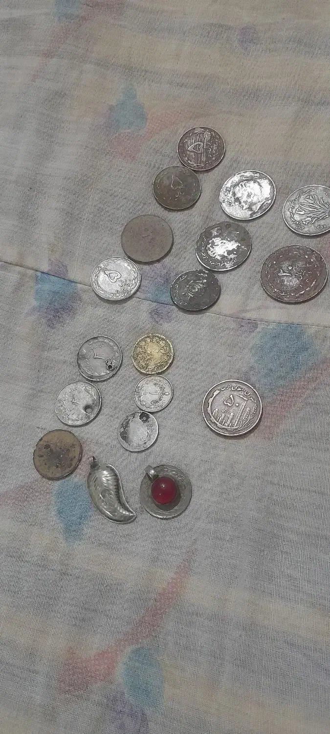 سکه|کلکسیون سکه، تمبر، اسکناس|تربت‌حیدریه, پائین ولایت|دیوار