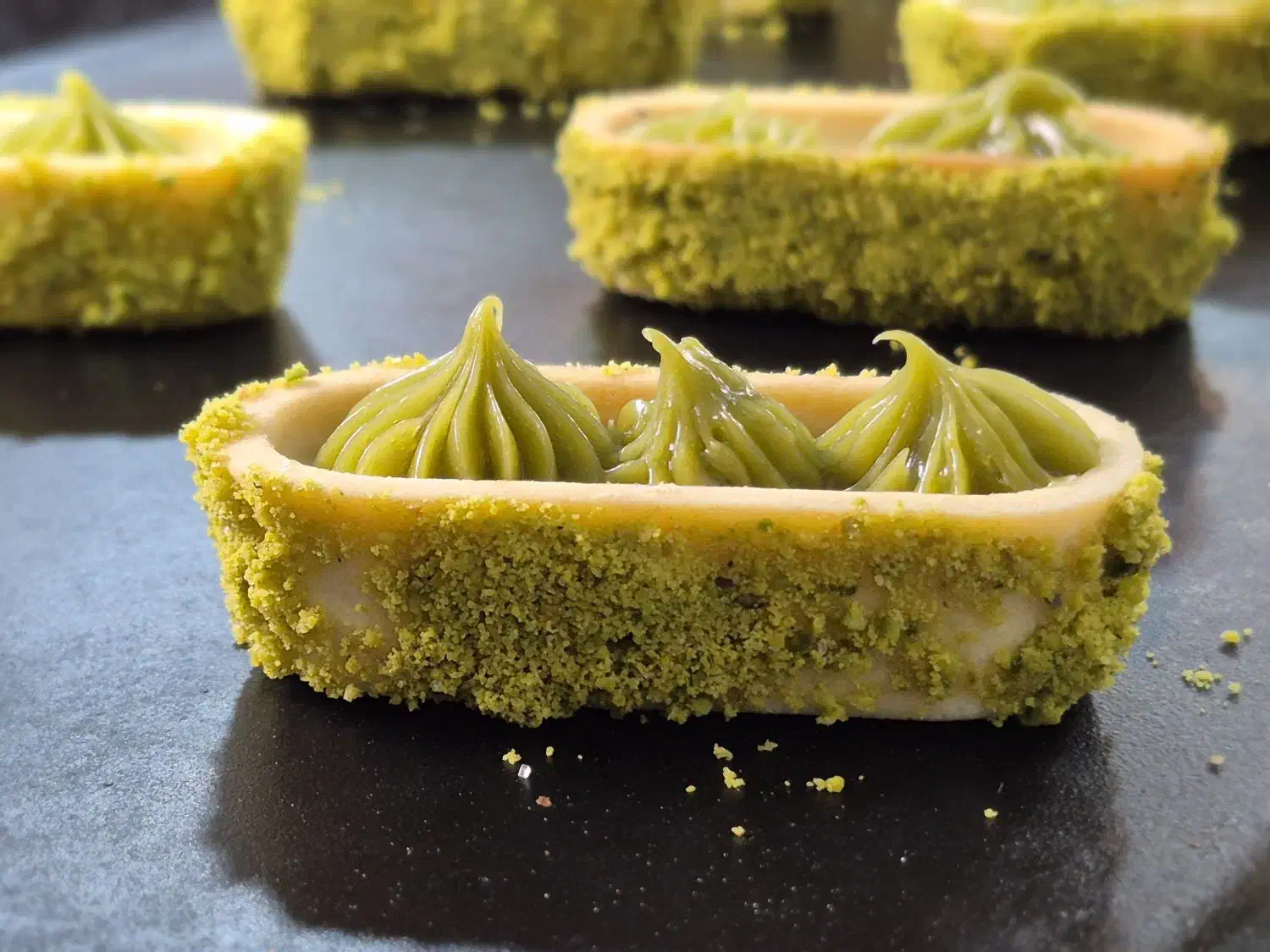 استخدام کارگر ماهر و نیمه ماهر نان فانتزی|استخدام خدمات فروشگاه و رستوران|بندر ماهشهر, |دیوار