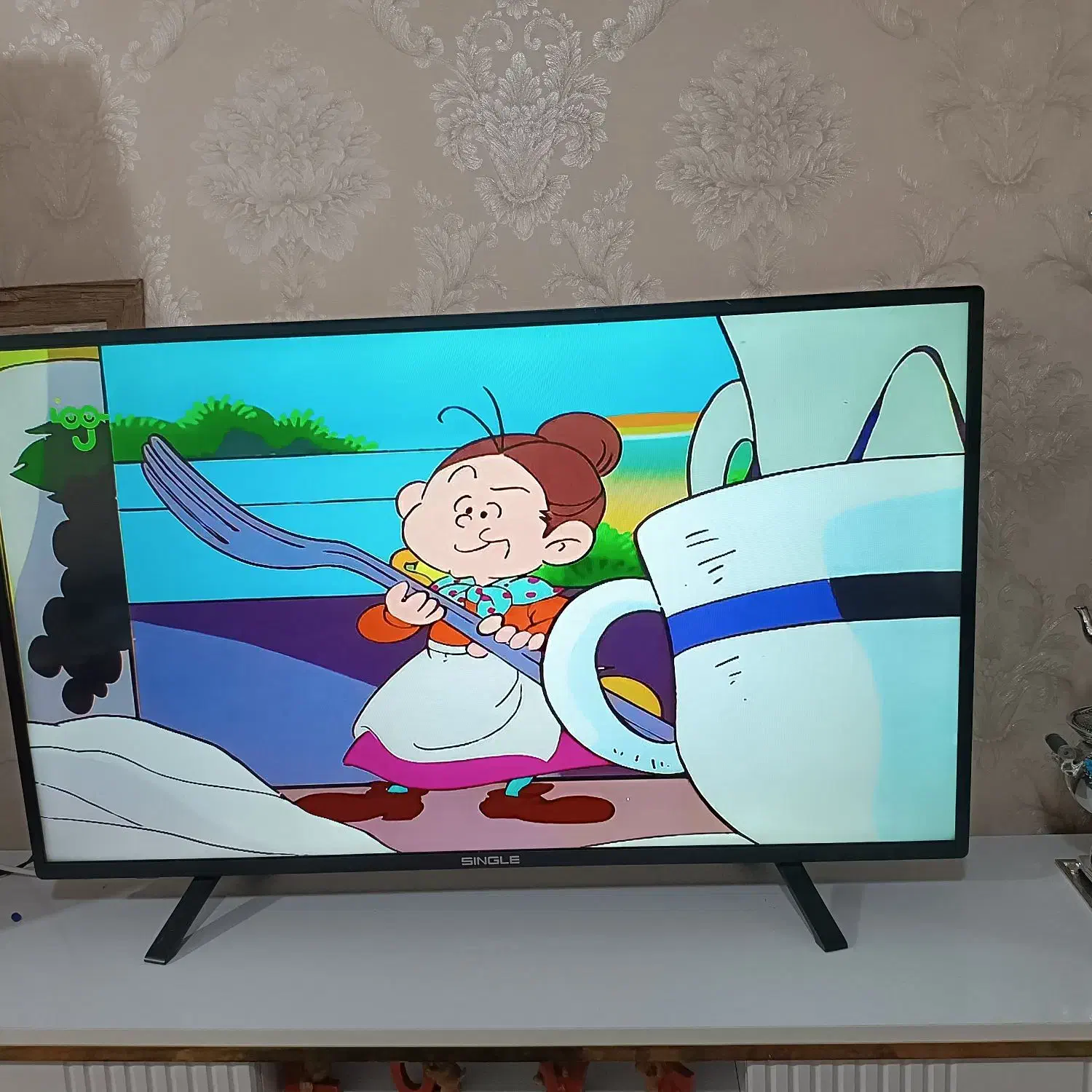 تلوزیون ال ای دی|تلویزیون و پروژکتور|اردبیل, |دیوار