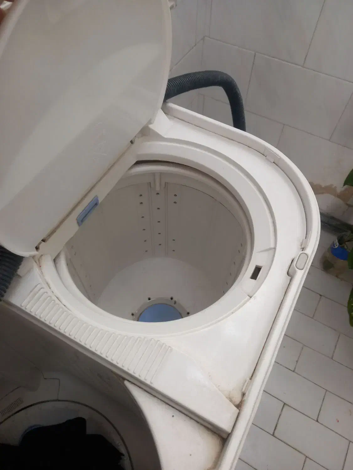 ماشین لباسشویی سطلی 10کییلویی|ماشین لباسشویی و خشککن لباس|نهاوند, |دیوار