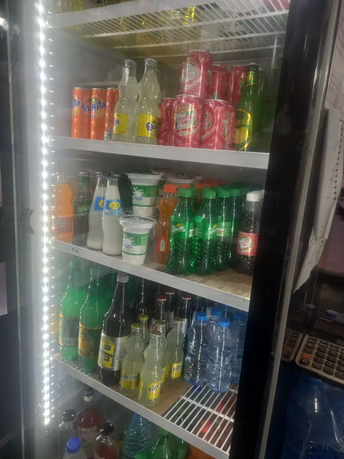 نیروی فست فود|استخدام خدمات فروشگاه و رستوران|خرم‌آباد, |دیوار