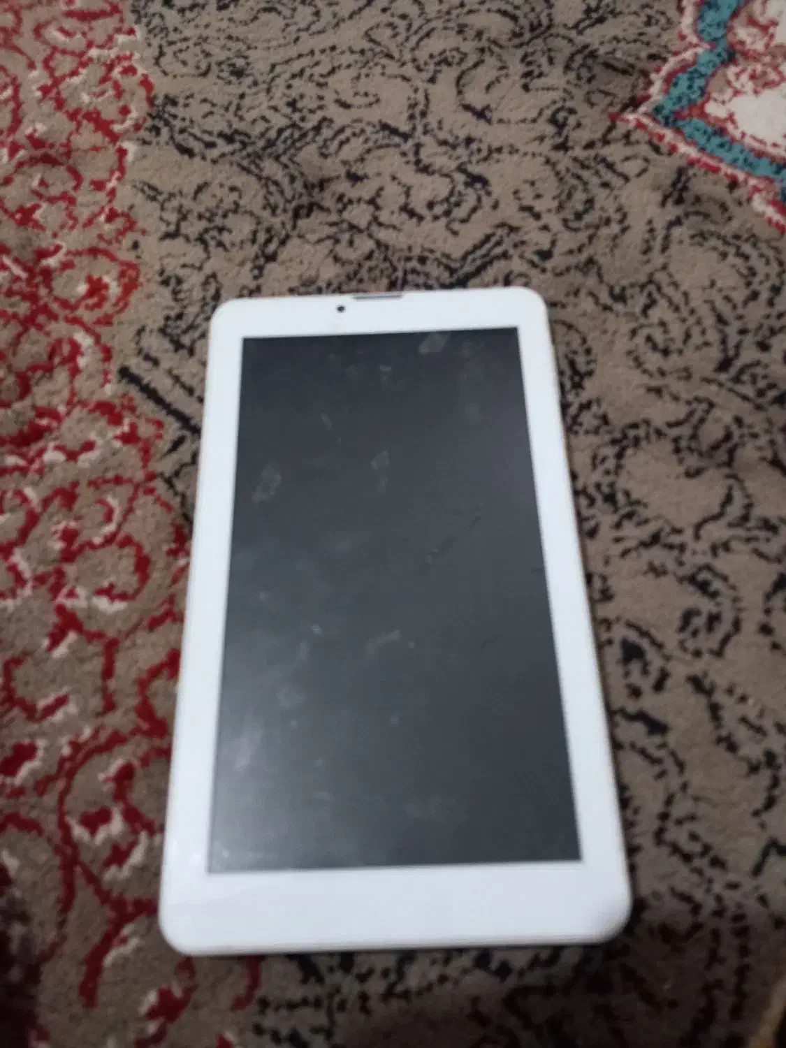 تبلت|تبلت|مشهد, سیلو|دیوار