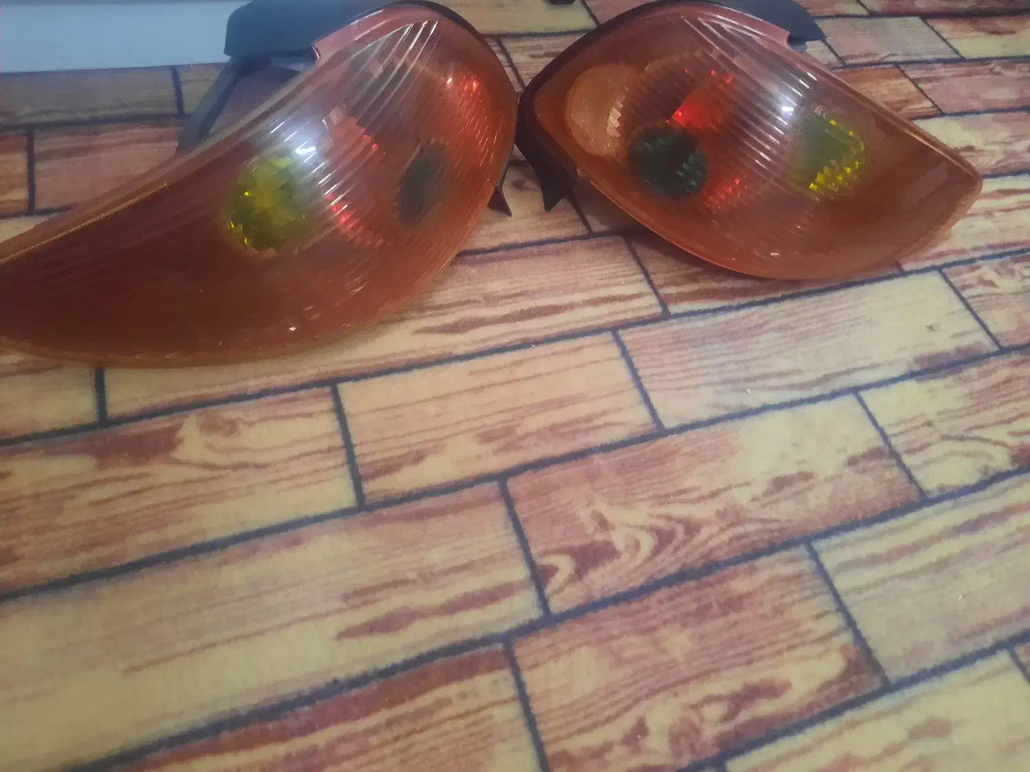 چراغ جلو و چراغ خطر فابریکی|قطعات یدکی و لوازم جانبی|فردیس, شهرک وحدت|دیوار