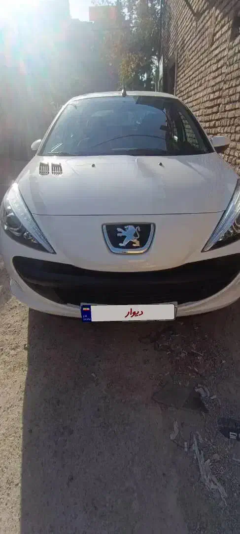 ۲۰۷ سقف فلز اتومات ۶سرعته بی رنگ تمیز|خودرو سواری و وانت|رودهن, |دیوار