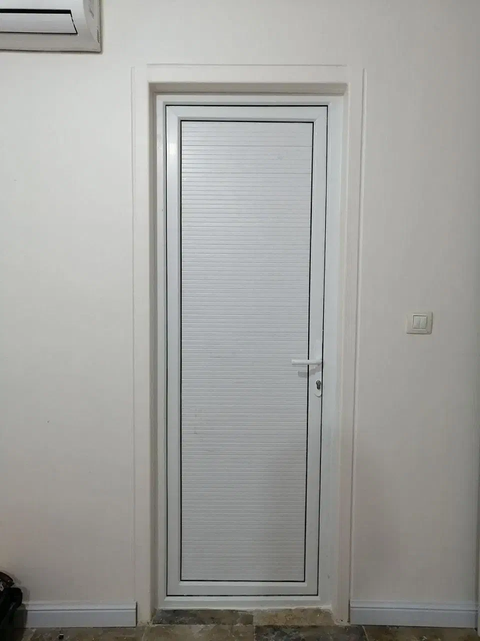 درب و پنجره دوجداره UPVC|خدمات پیشه و مهارت|بروجرد, |دیوار