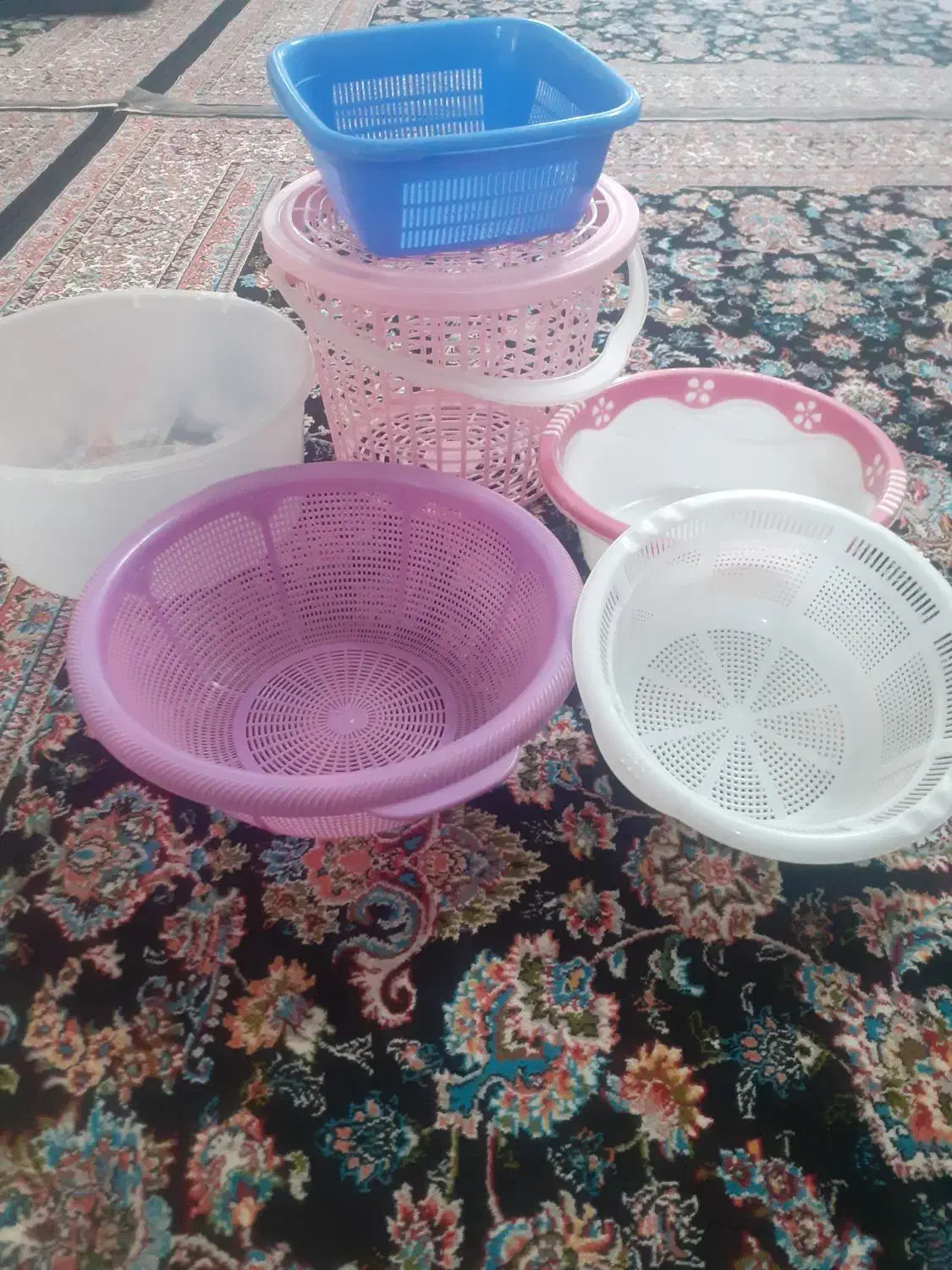 ابکش و لگن پلاستیکی|ظروف نگهدارنده، پلاستیکی، یکبارمصرف|بروجرد, |دیوار