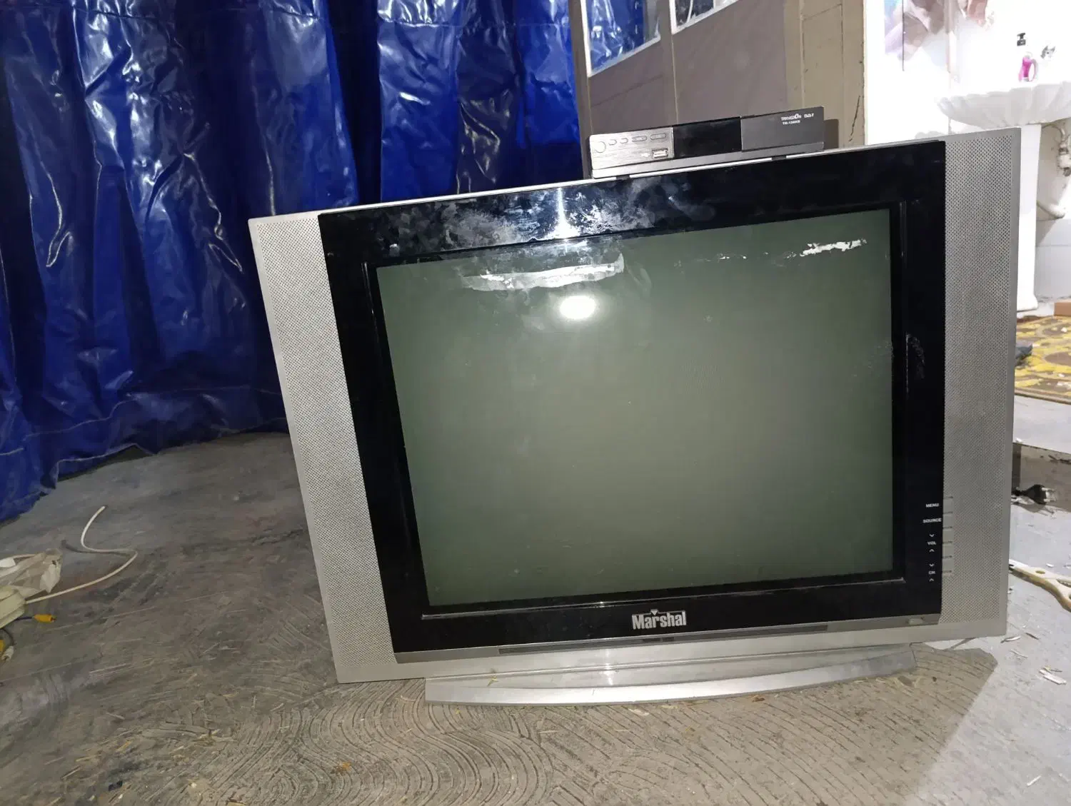 تلویزیون 27 اینچ قدیمی با دیجیتال|تلویزیون و پروژکتور|نورآباد, |دیوار